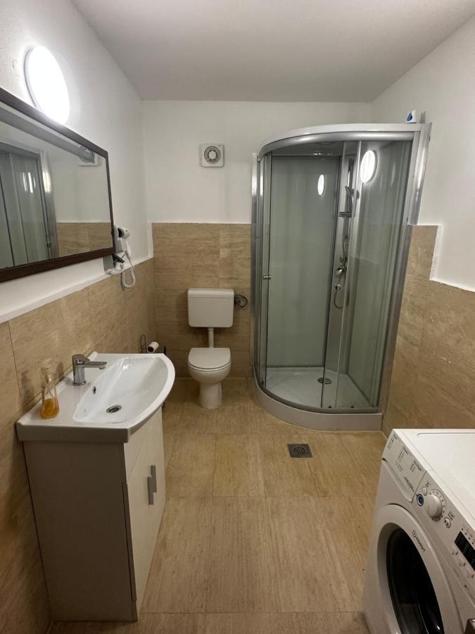 Origo Rooms And Apartments Stahovica 외부 사진