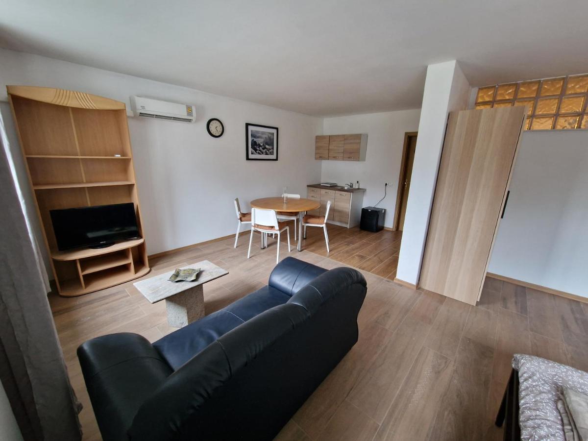 Origo Rooms And Apartments Stahovica 외부 사진